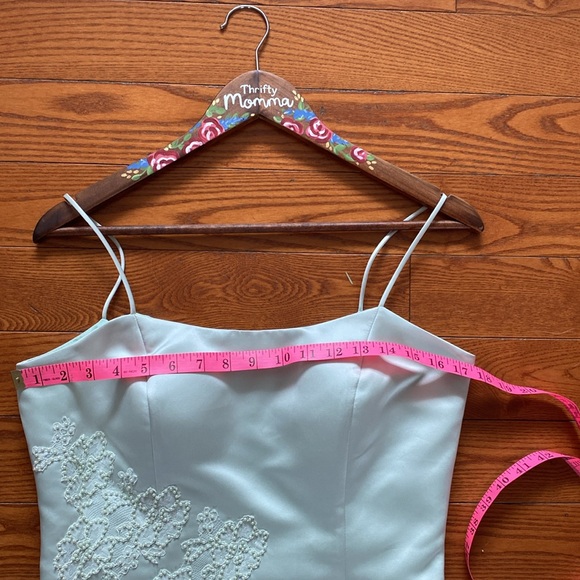 Stunning Jianini mint green maxi gown size 12 with matching wrap. Gorgeous!! - Picture 14 of 16